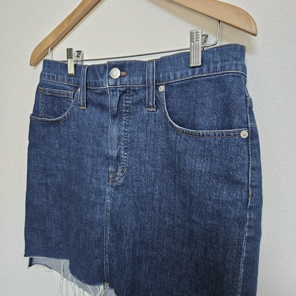Madewell Denim Frayed Cut Off Jean Mini Skirt Size 29 Western Festival